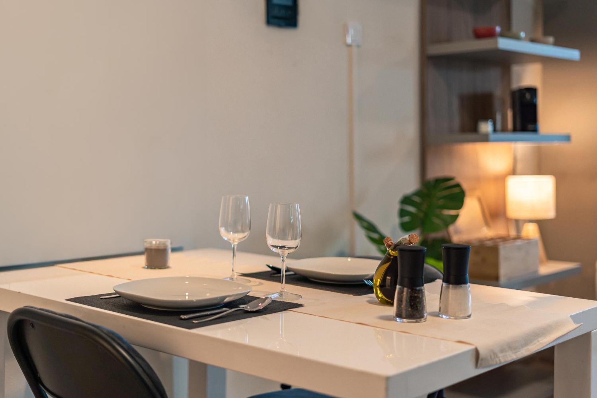 Crest - Riverside Lofts Mit Parken I Balkon I Kueche I Regendusche Passau Exterior photo
